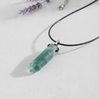 Collier Pendentif Fluorite Naturelle Hexagonale - Amulette Géométrique
