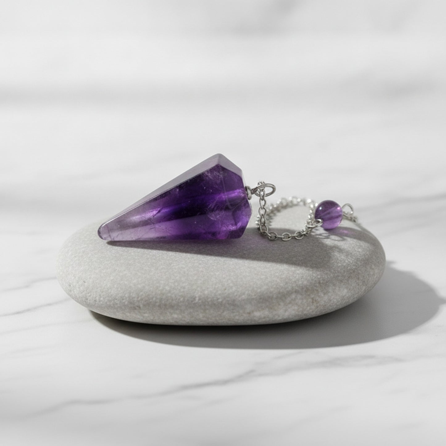 Pendentif Cône en Agate de Quartz Naturelle - Pierre de Guérison Reiki & Pendule de Divination