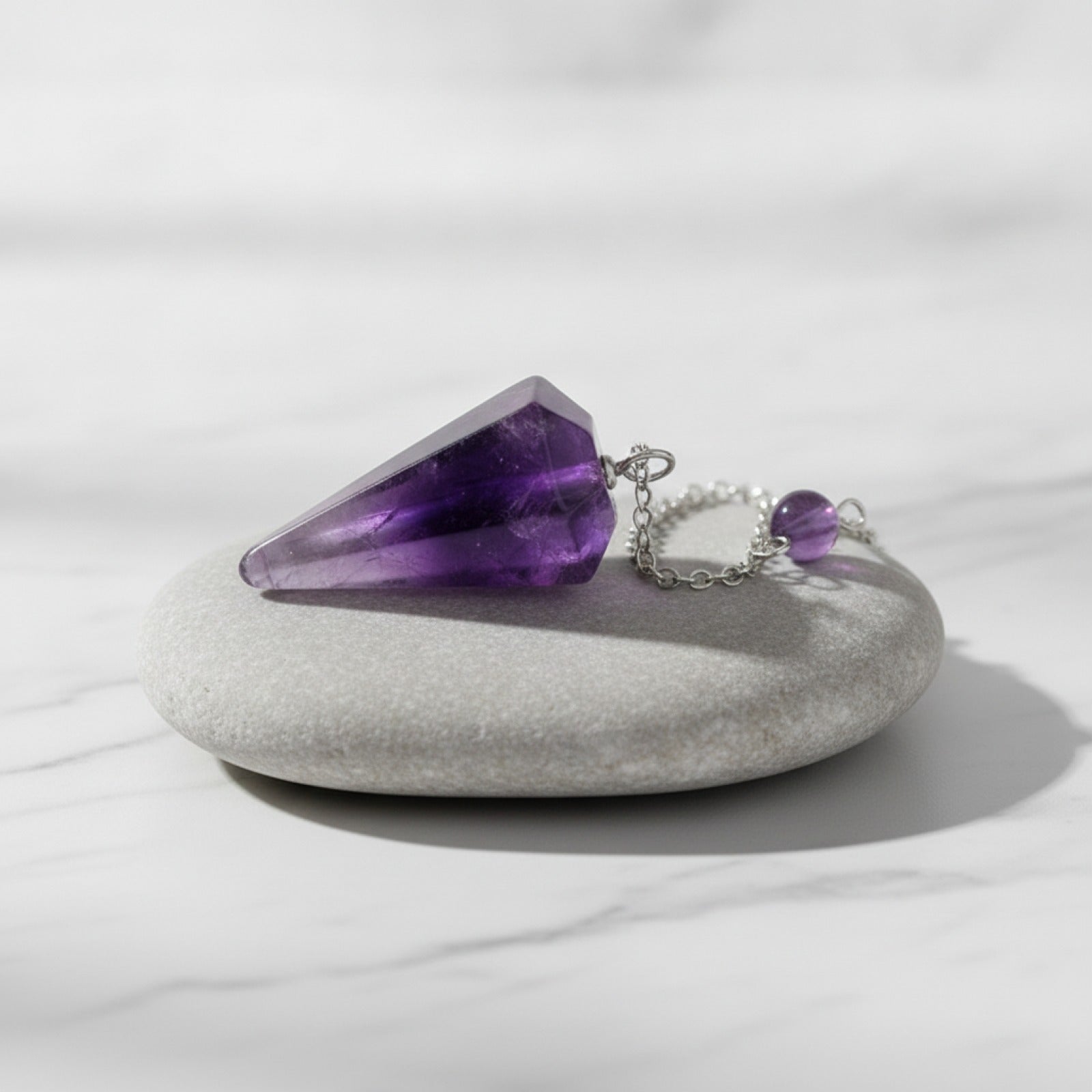 Pendentif Cône en Agate de Quartz Naturelle - Pierre de Guérison Reiki & Pendule de Divination