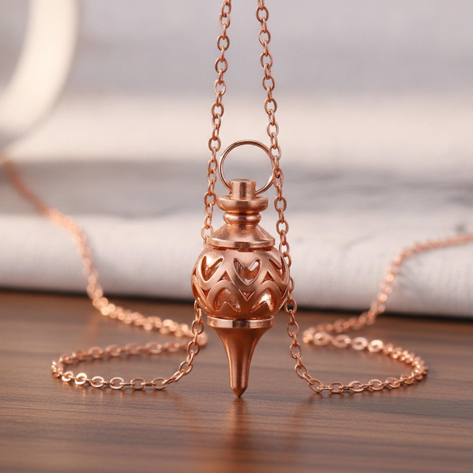 Pendule Divinatoire en Cuivre pour Radiesthésie, Méditation et Équilibrage Énergétique