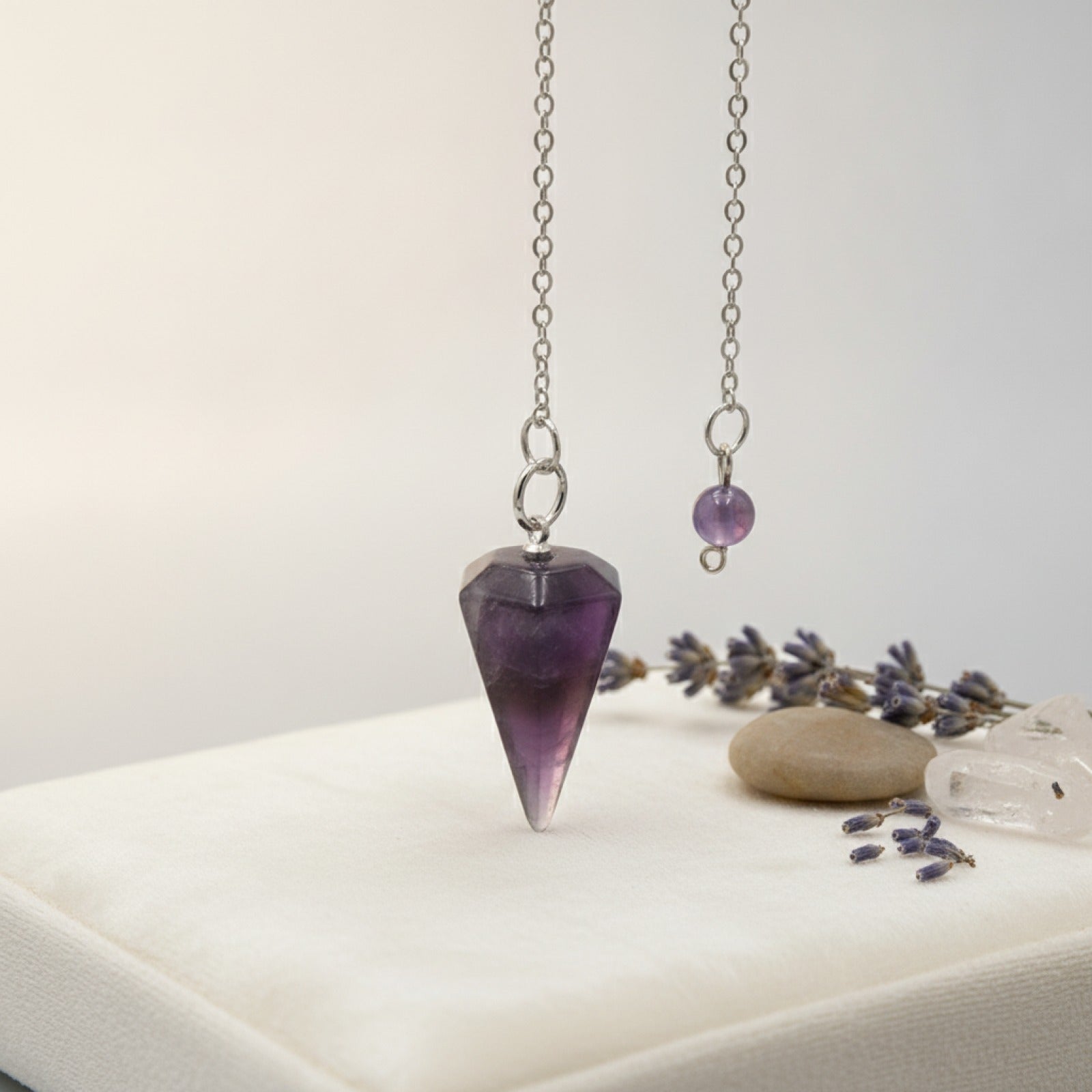 Pendule Reiki Hexagonal en Pierre Naturelle - Pendentif Cristal de Guérison pour Méditation