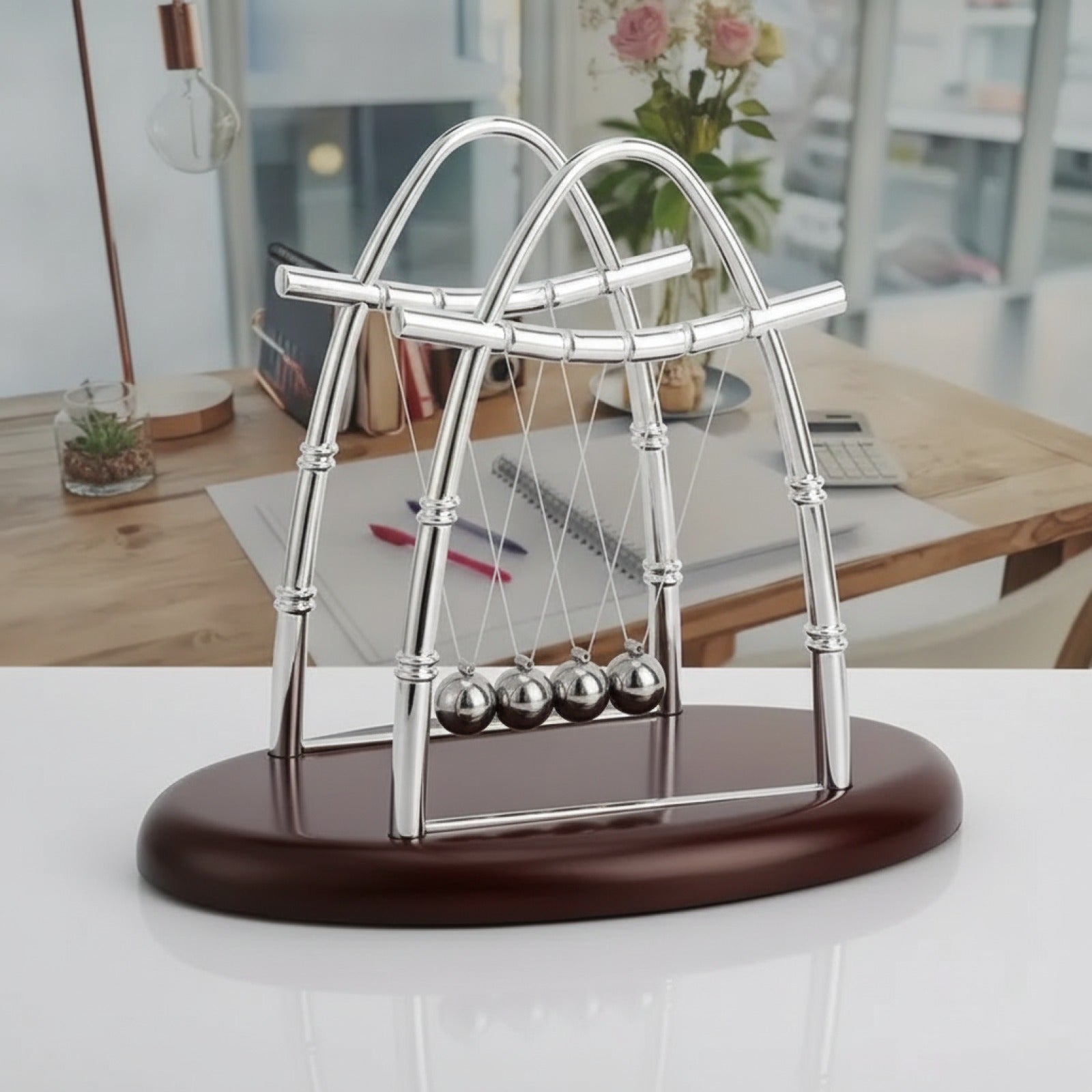Berceau de Newton Boules d'Équilibre en Acier - Jouet Scientifique et Décoration