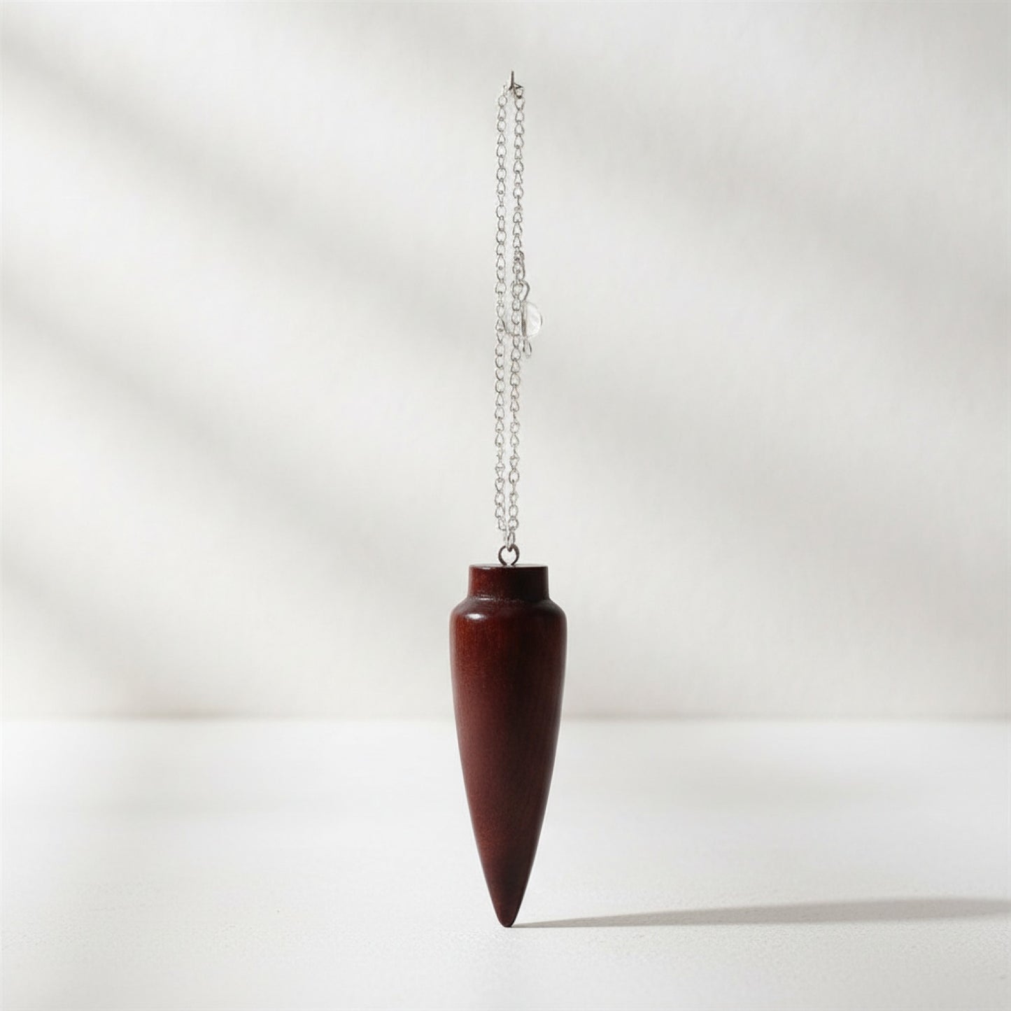 Pendule de Radiesthésie en Bois Naturel - Forme Cône Égyptien avec Témoin