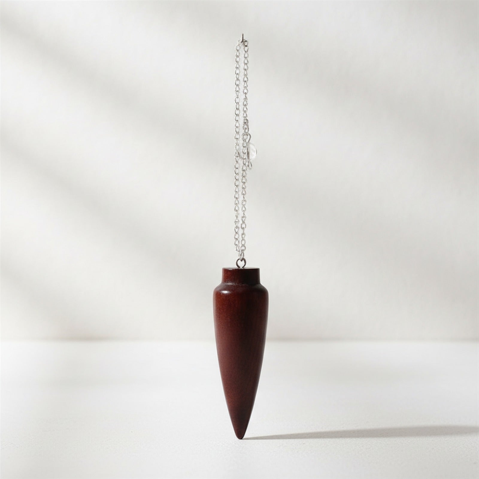 Pendule de Radiesthésie en Bois Naturel - Forme Cône Égyptien avec Témoin