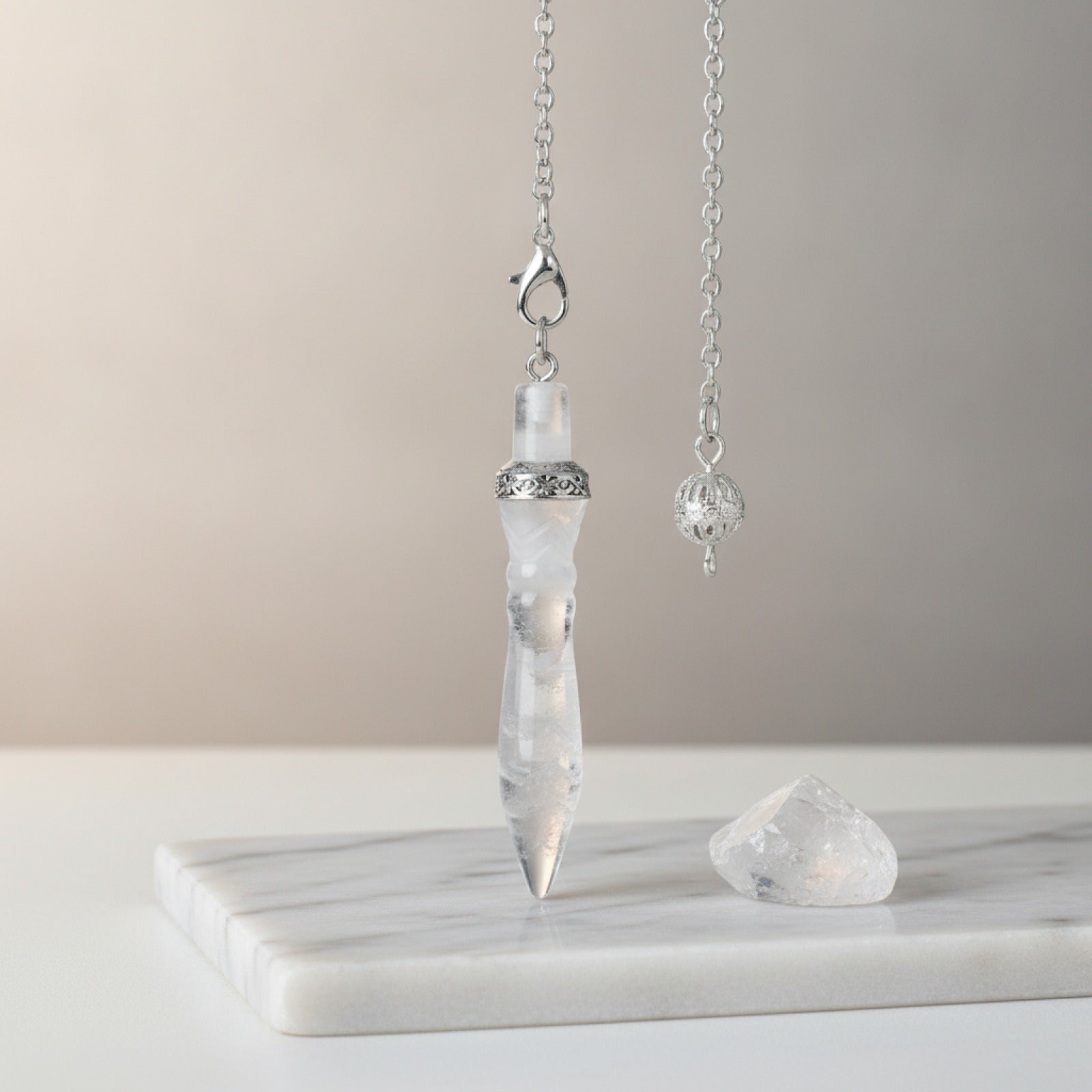 Pendule Divinatoire Cône Égyptien en Quartz Clair - Pierre Naturelle pour Radiesthésie et Reiki