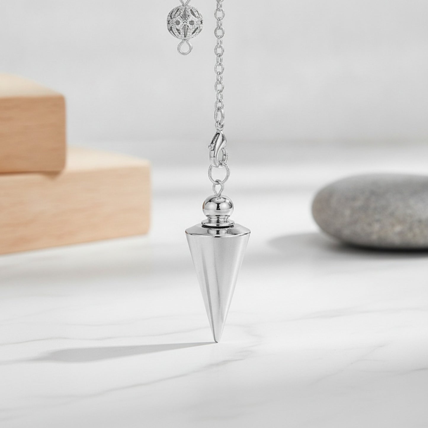 Pendule Spirituel en Cuivre Argenté pour Radiesthésie et Méditation - Haute Précision